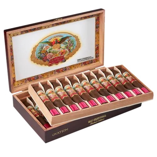 San Cristobal Ovation