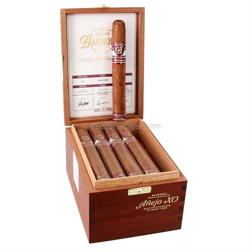 Balmoral Anejo XO Nicaragua