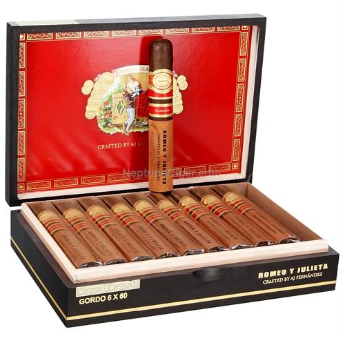 Romeo y Julieta Crafted by AJ Fernandez